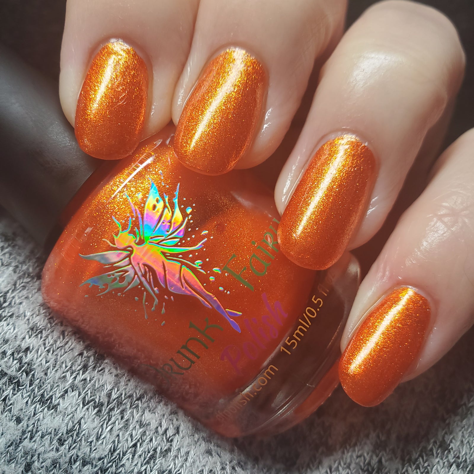Carnelian | Jelly Polish with a Glittery, Pearly Shimmer