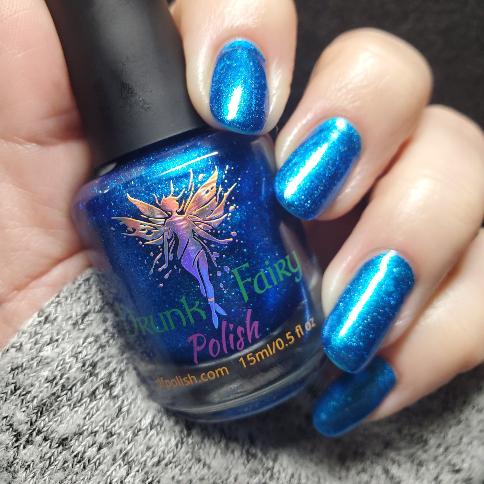 Blue Sapphire | Jelly Polish with a Glittery, Pearly Shimmer