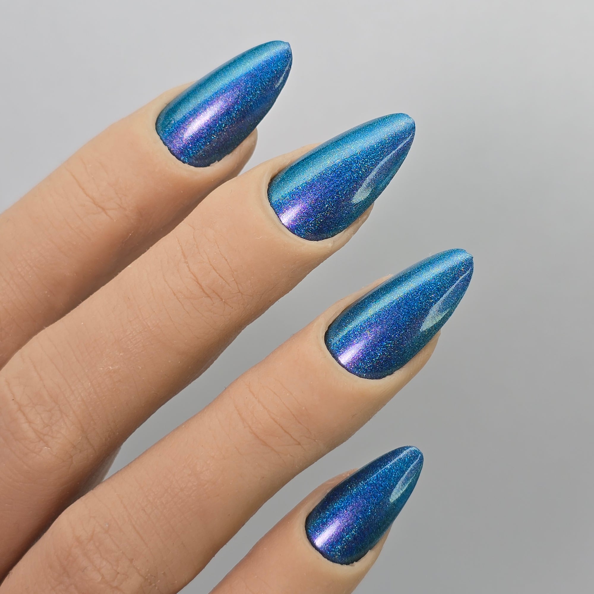 58 | Linear Holo Nail Polish