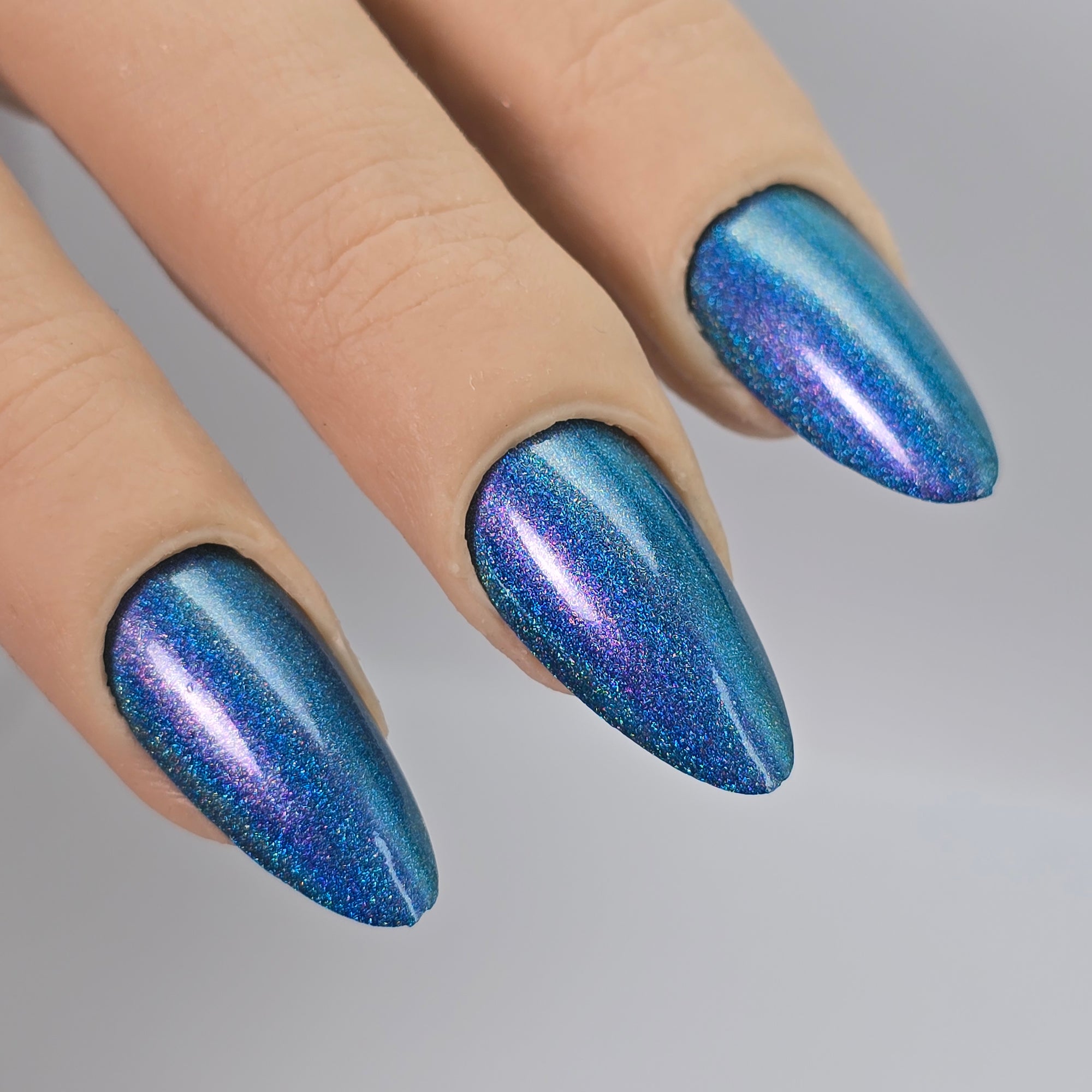 58 | Linear Holo Nail Polish