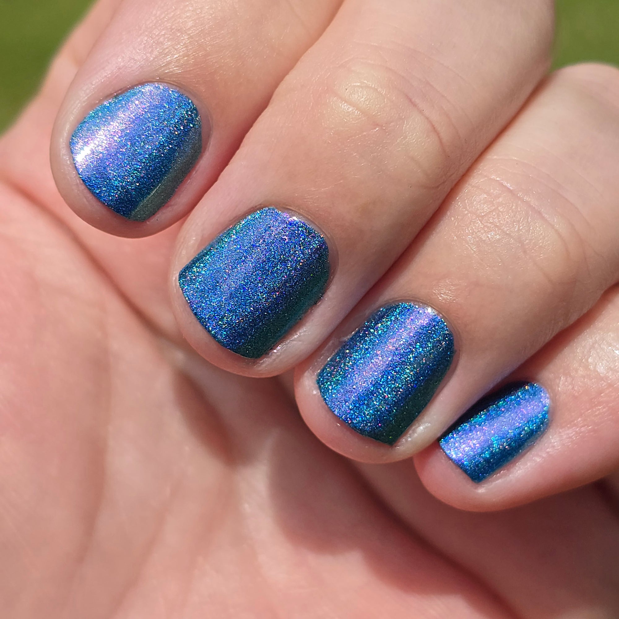 58 | Linear Holo Nail Polish