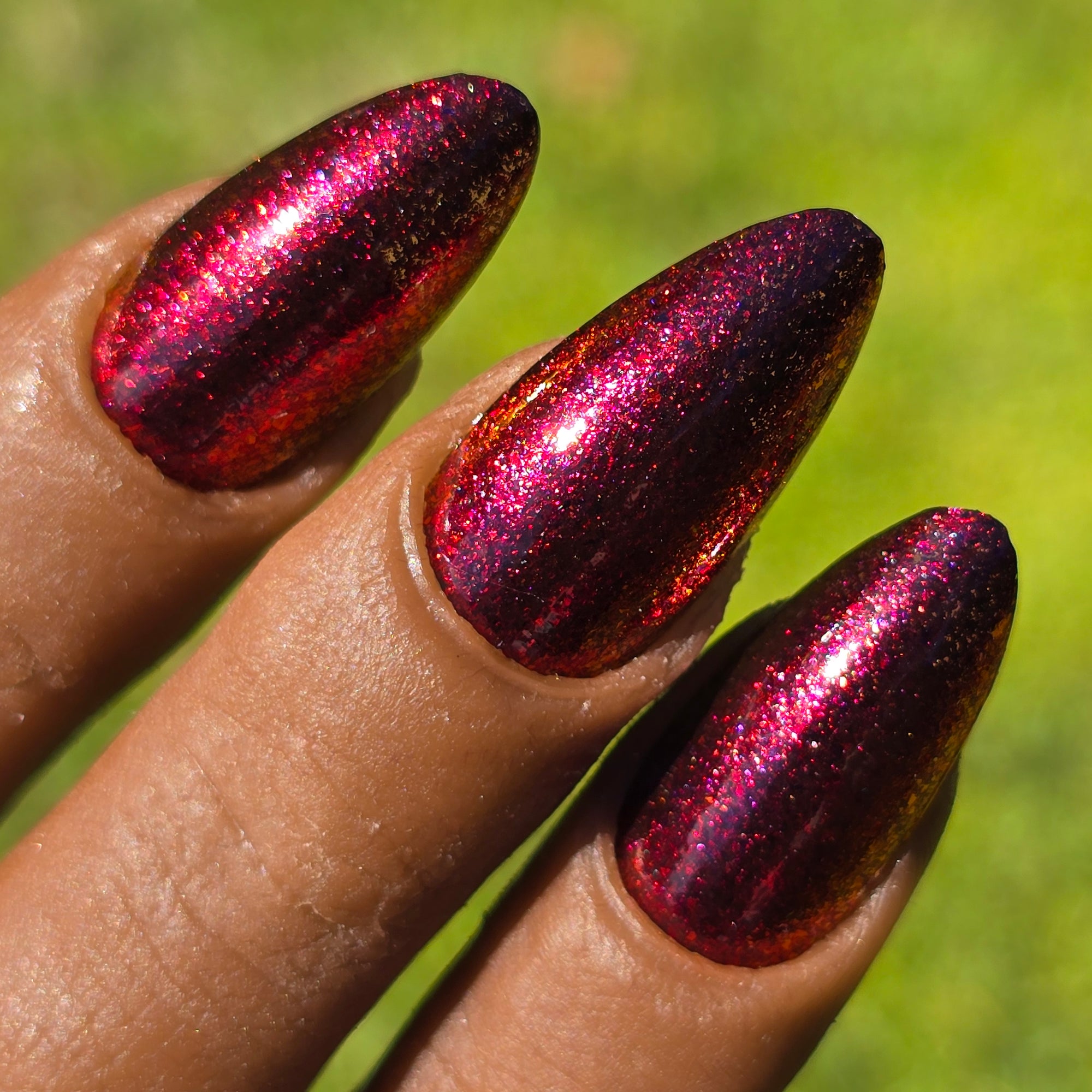Femme Faetale | Multichrome Nail Polish
