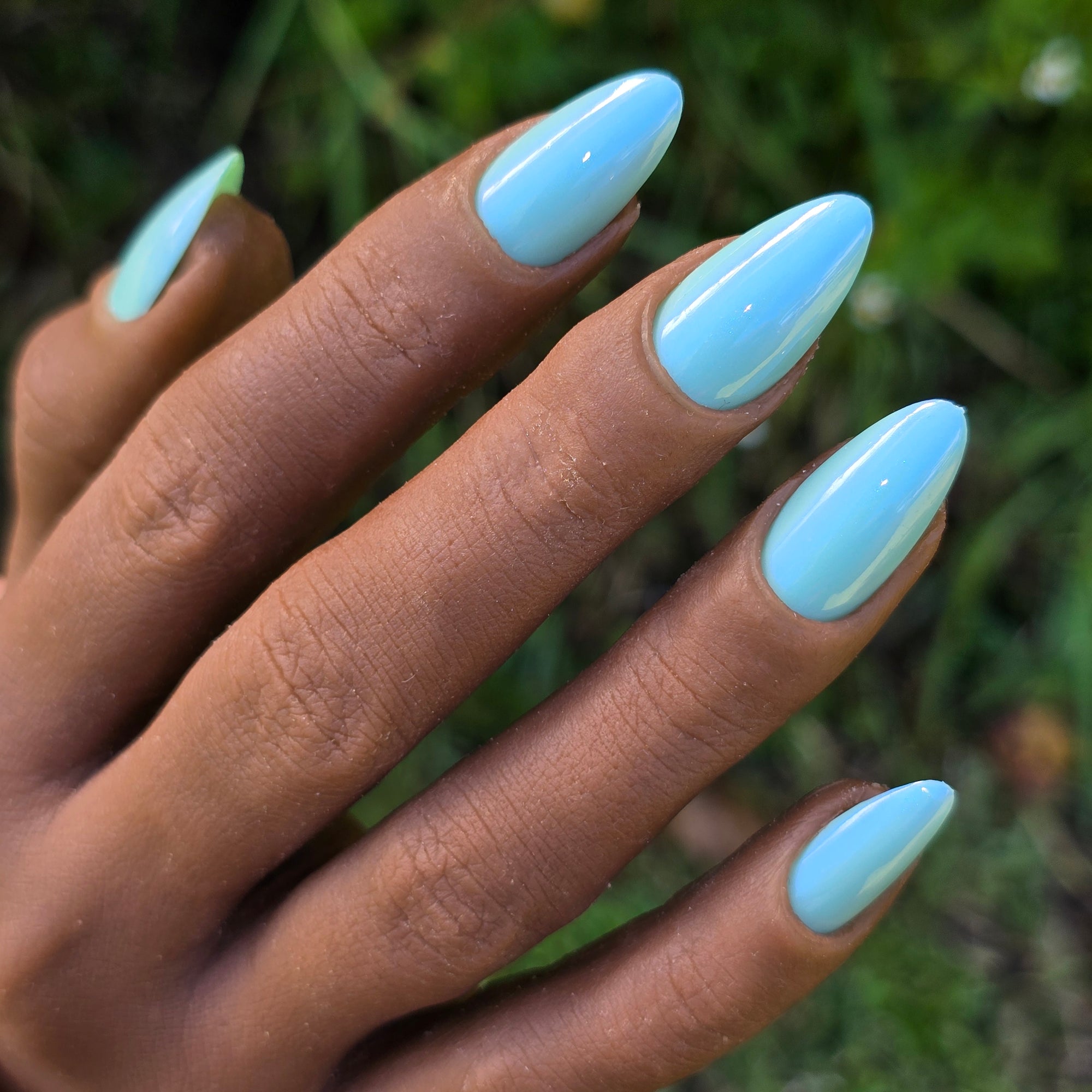 Touch Grass | Tiffany Aurora Shimmer Nail Polish