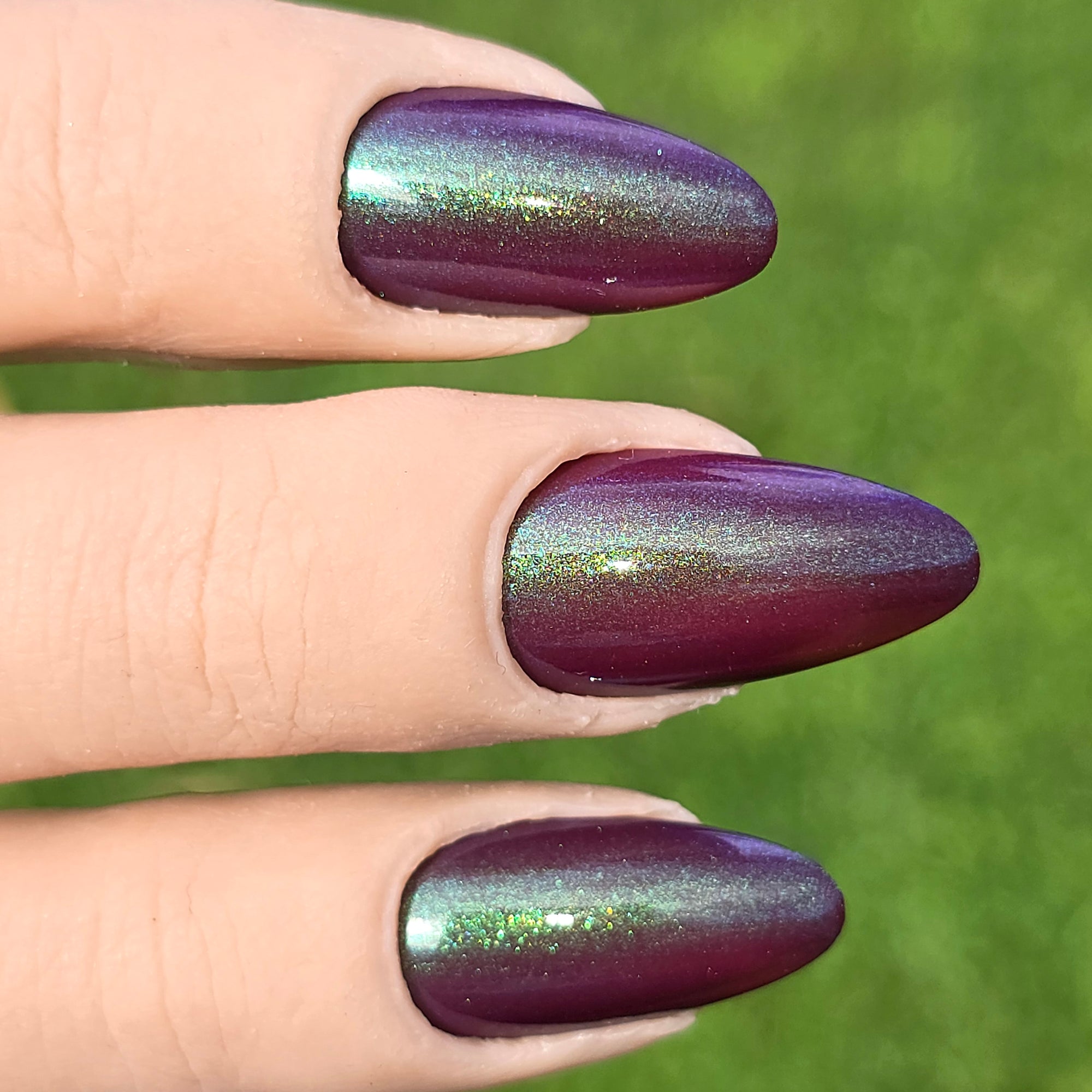 Pariah | Aurora Shimmer Crelly Nail Polish