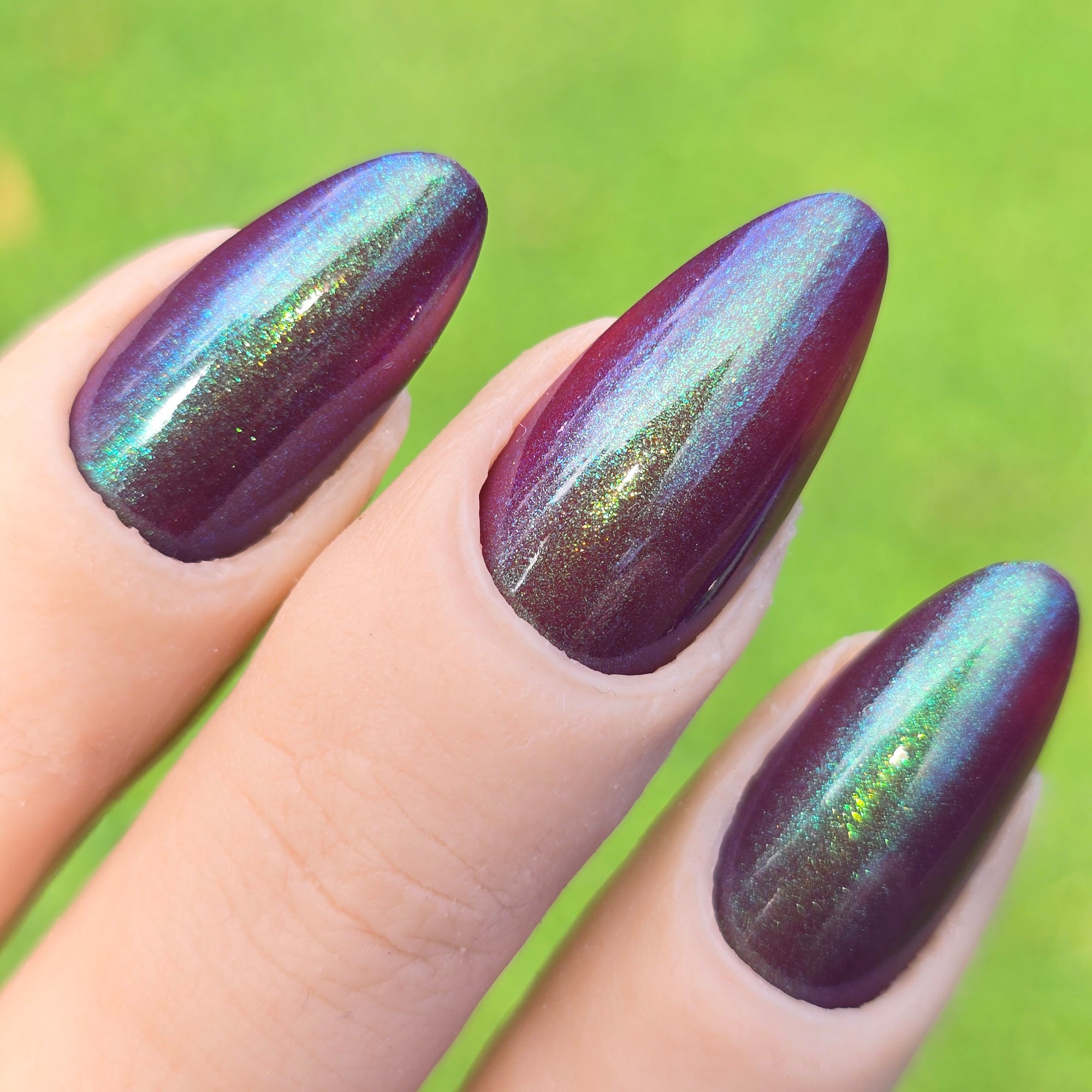 Pariah | Aurora Shimmer Crelly Nail Polish