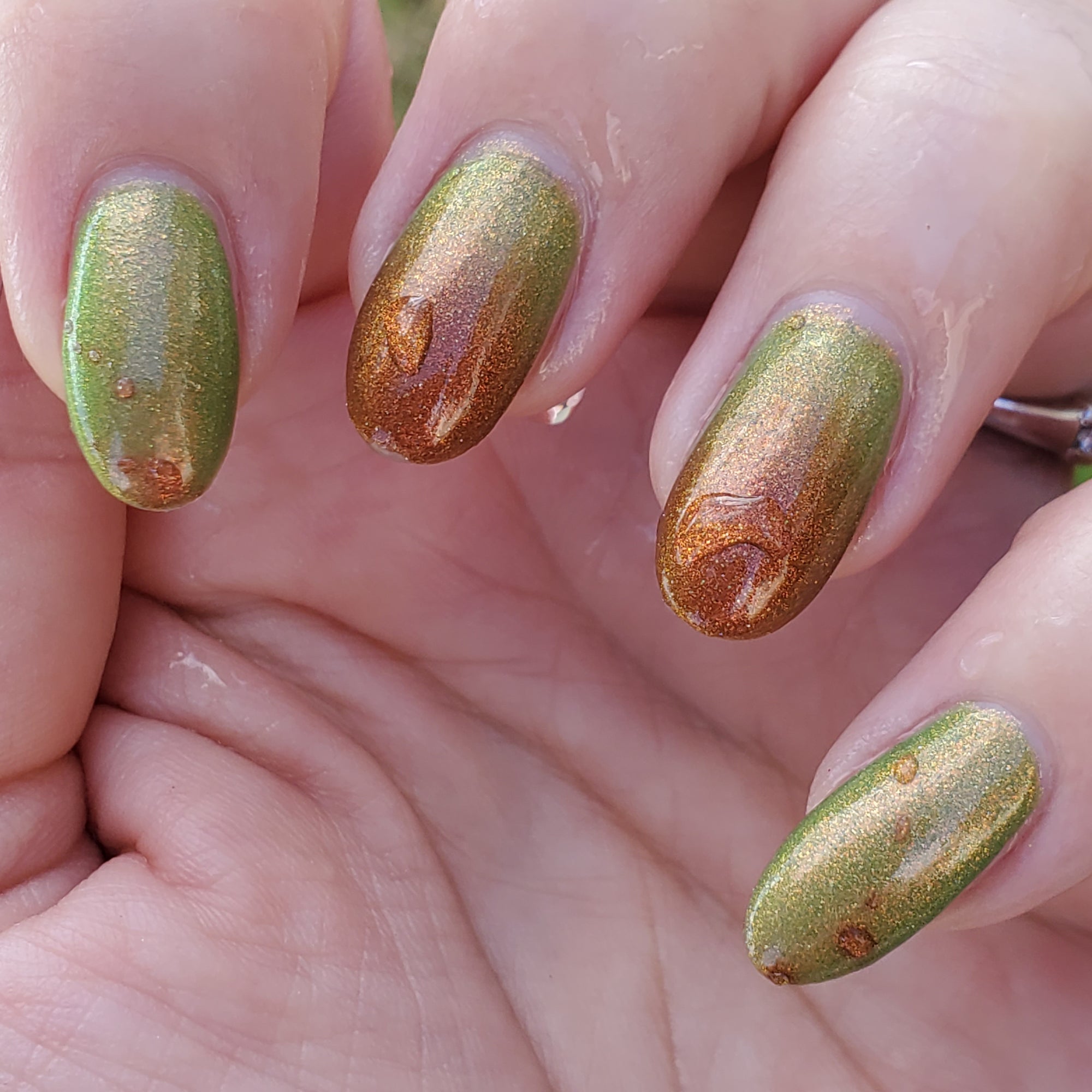 Hard Candy Christmas | Seasonal Tri-Thermal Nail Polish