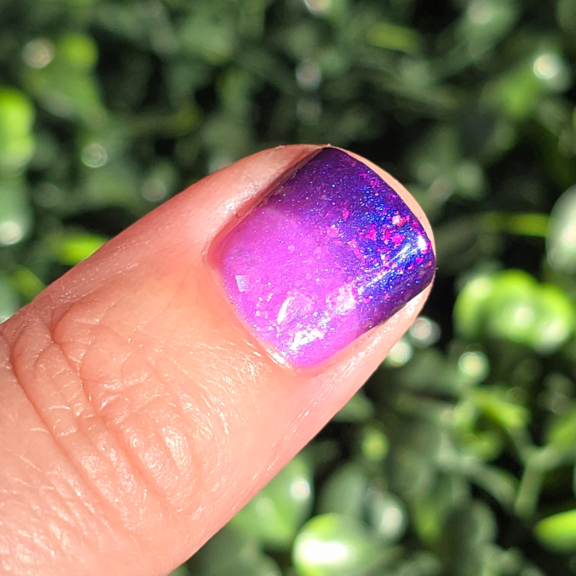 Comfortably Numb | Thermal Nail Polish
