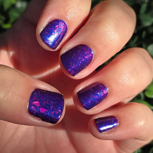 Comfortably Numb | Thermal Nail Polish