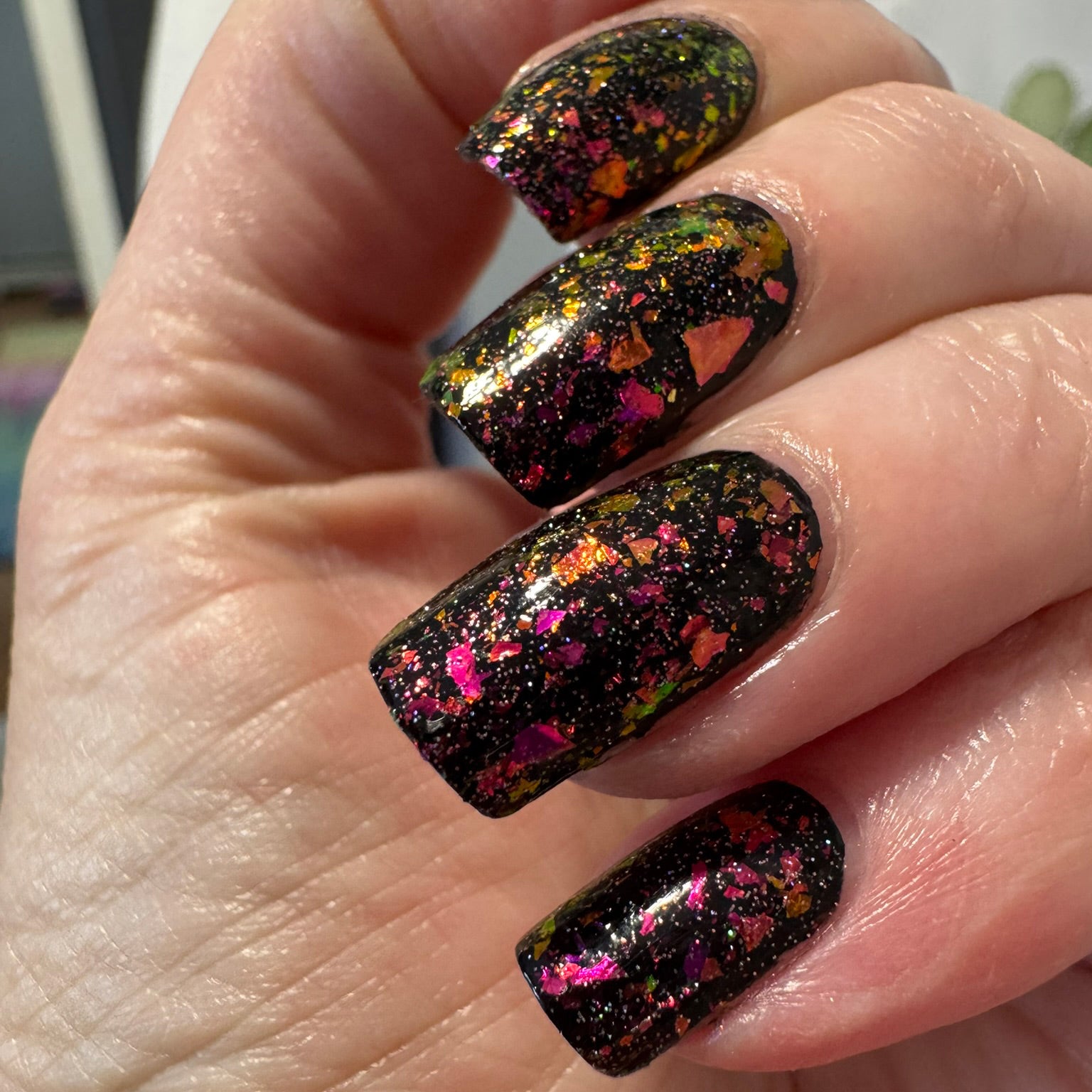 Fractured Nebula | Aurora Flake Topper