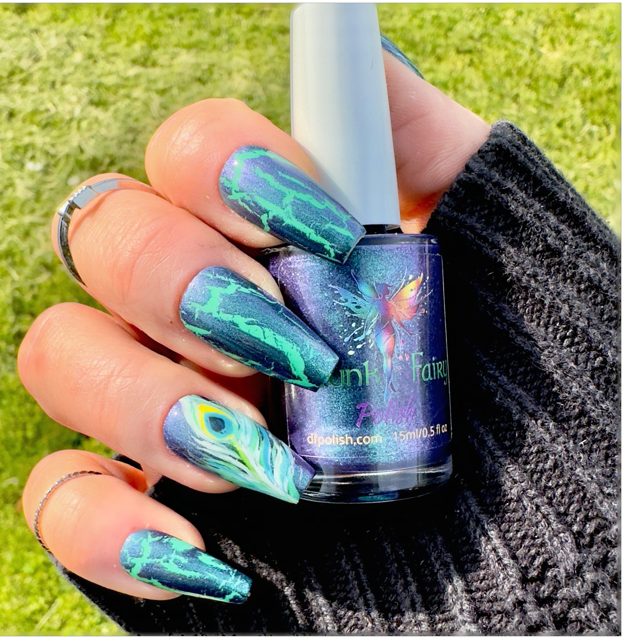 Gleaming 2025 Peacock‑Inspired Nails