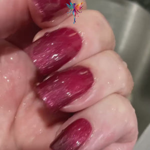 Addicted To Love | Tri-Thermal Nail Polish