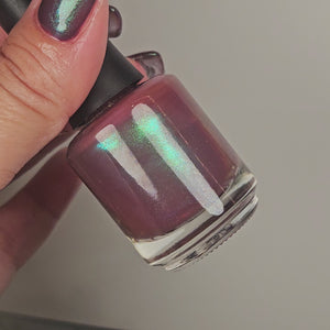 Pariah | Aurora Shimmer Crelly Nail Polish